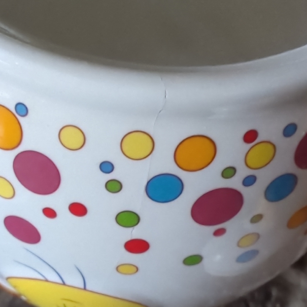 Warner Bros White Decor Jar with Tweety Bird Accents - Picture 3 of 6